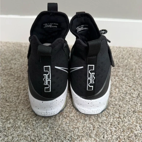 New Mens Nike LeBron 14 Black Ice Athletic Shoes Size 9.5 - Picture 3 of 5